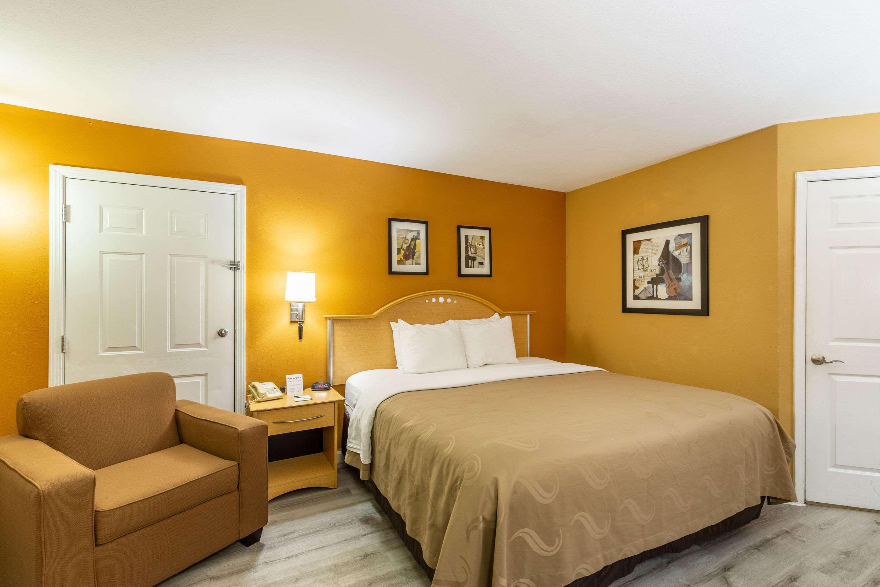 Hotel Quality - Hwy 76